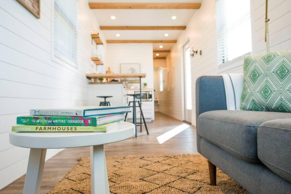 Container Home With Rooftop Views And Pickleball-Pecan Grove Bellmead 外观 照片