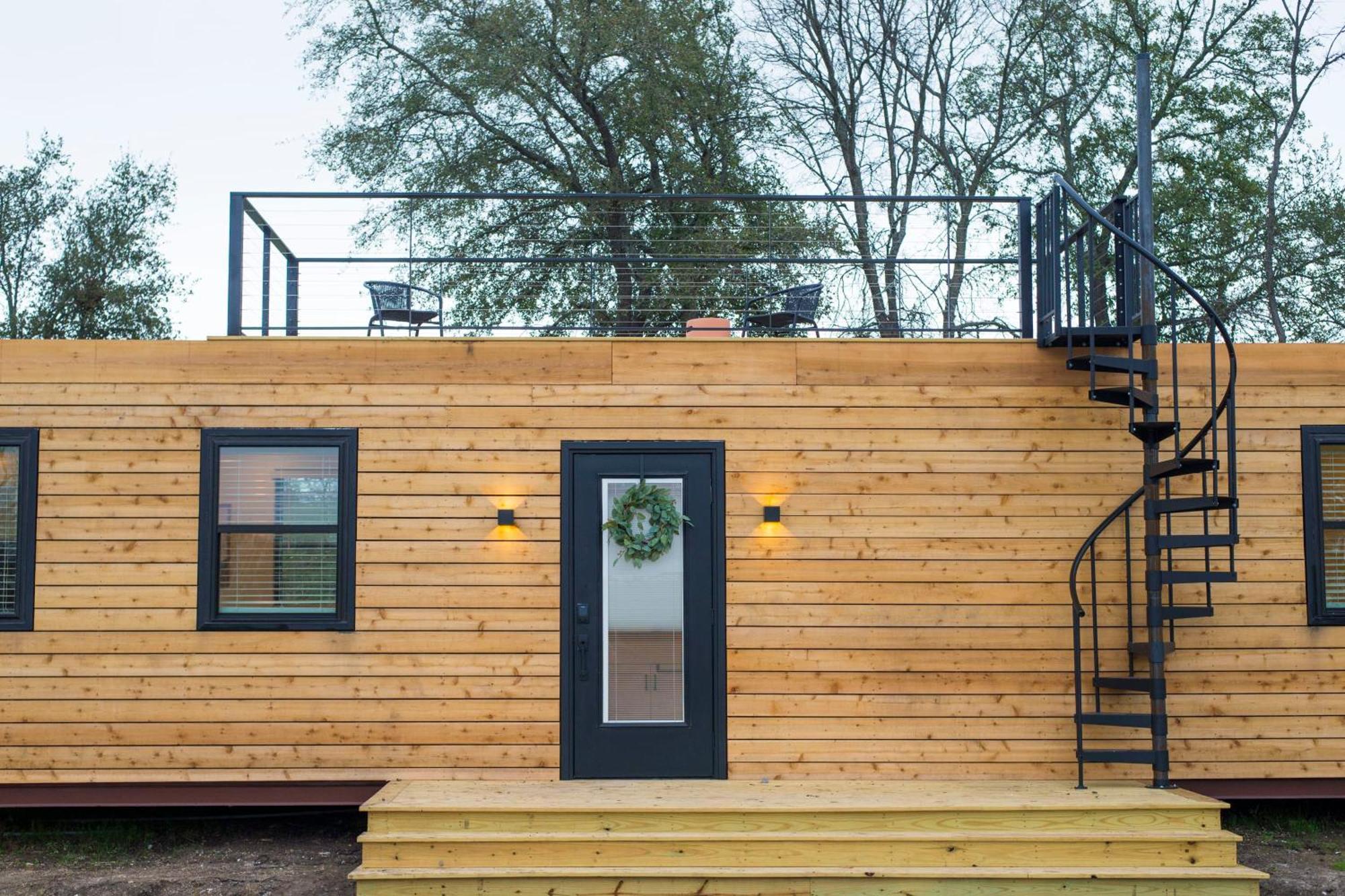 Container Home With Rooftop Views And Pickleball-Pecan Grove Bellmead 外观 照片