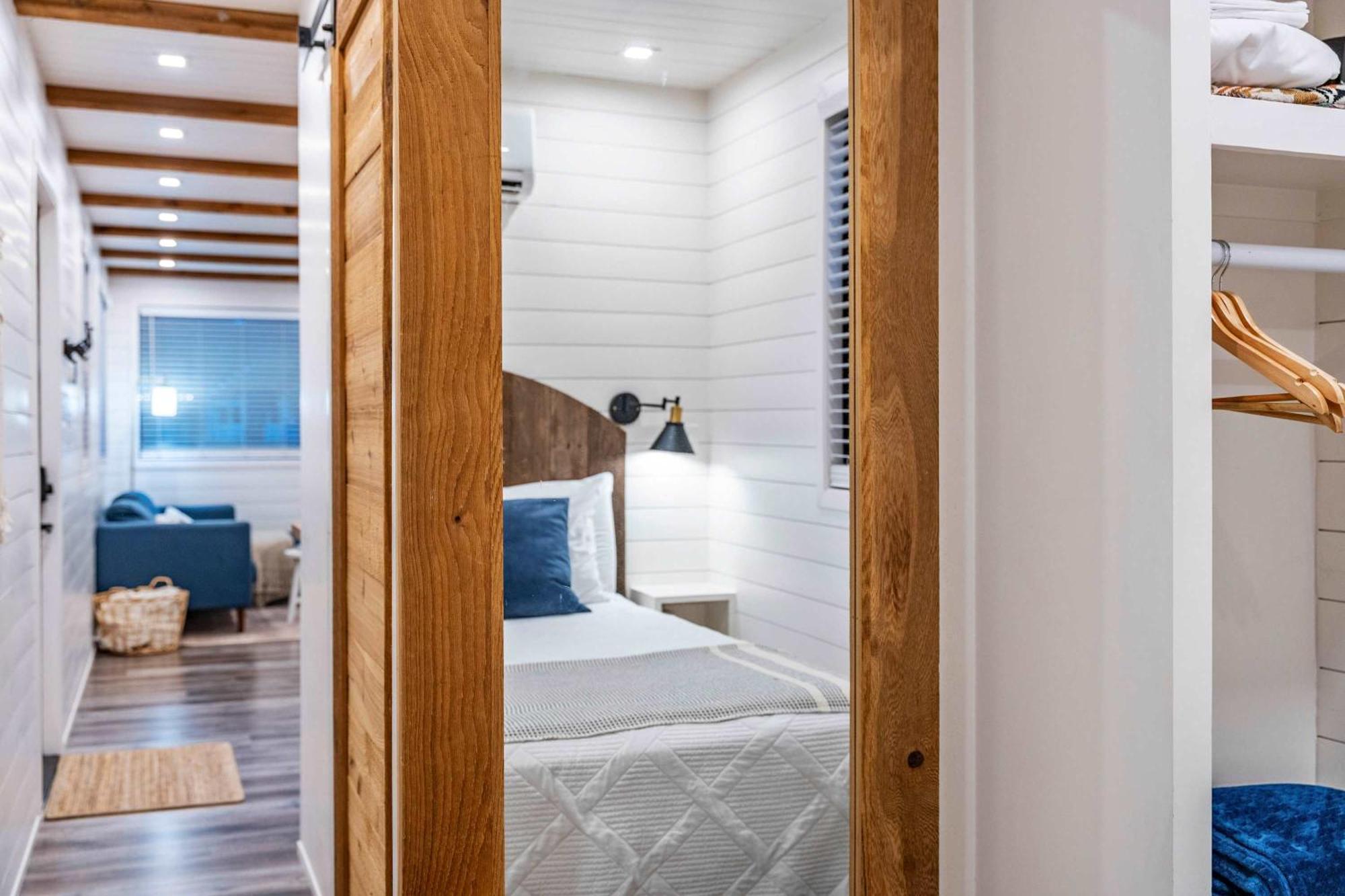 Container Home With Rooftop Views And Pickleball-Pecan Grove Bellmead 外观 照片