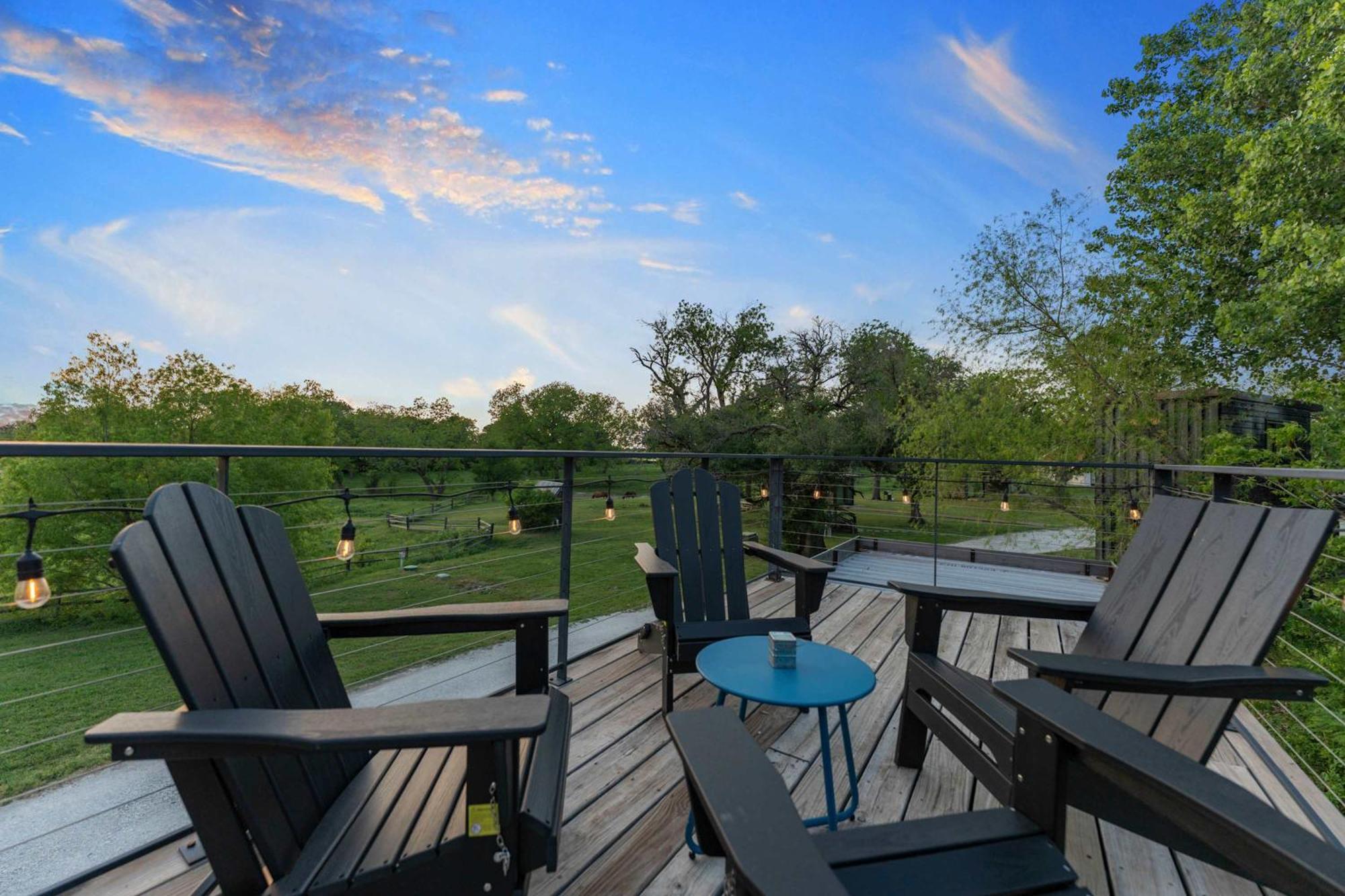 Container Home With Rooftop Views And Pickleball-Pecan Grove Bellmead 外观 照片